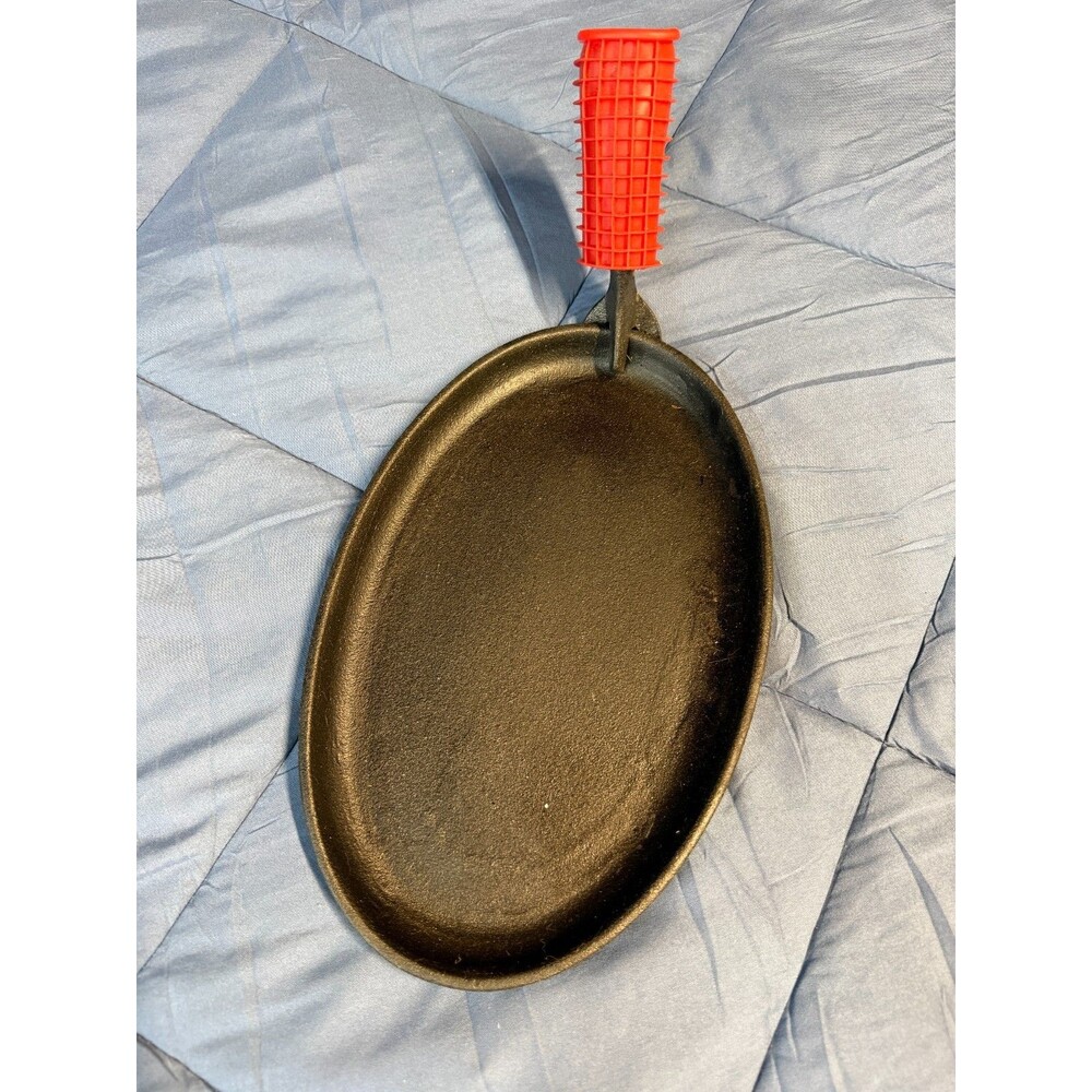 Cast Iron Oval Fajita Skillet Sizzling Platter 10" Removable Red Handle